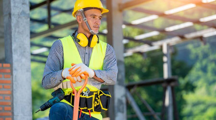 Professional gutter cleaning in Atlanta, TX